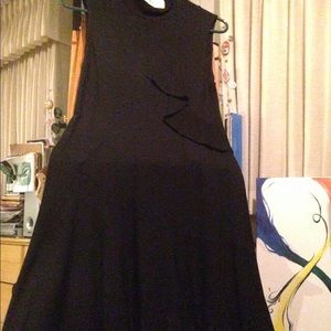 Elegant black wave dress